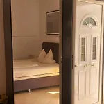 Haus Andreas * Nea Mesagkala