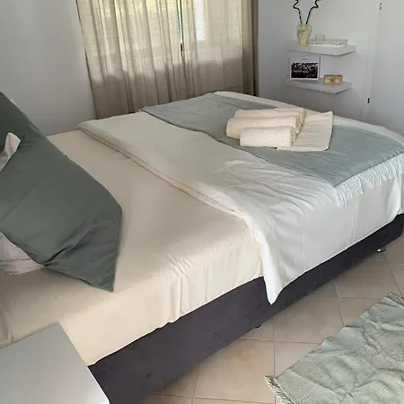 Haus Andreas * Néa Meságkala