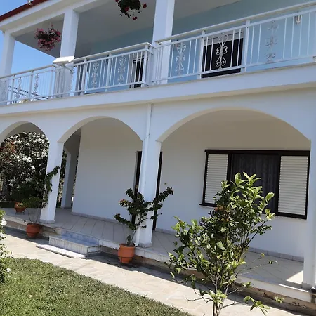 Haus Andreas Néa Meságkala