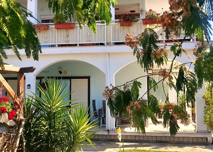 Haus Andreas * Néa Meságkala