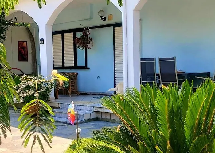 Haus Andreas * Néa Meságkala